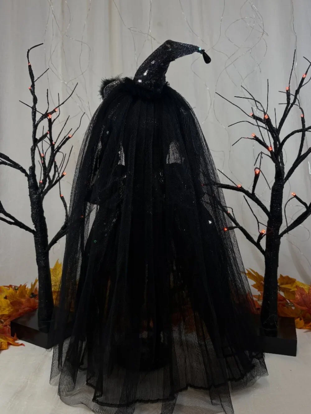 Cynthia Rowley Halloween Glam Witch Figurine Black Sequin Dress 24